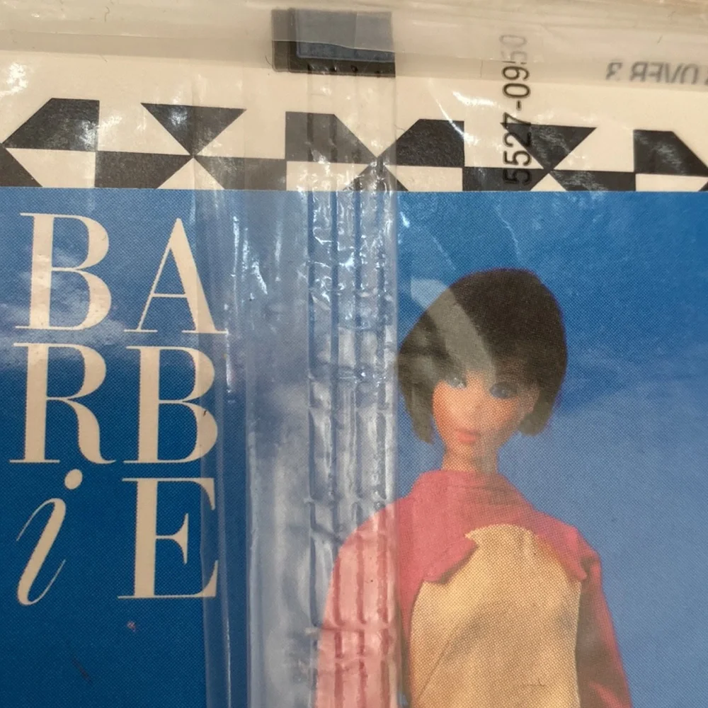 Vintage Barbie Trading Card Bundle Sealed - Lot of 8 - Picture 5 of 8